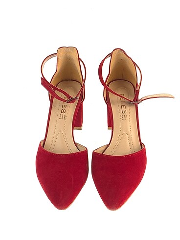39 Beden Diğer Stiletto %70 İndirimli.