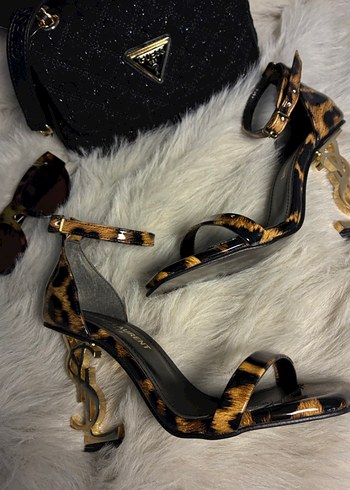 Yves Saint Laurent Ysl Leopar Desenli Sik Topuklu