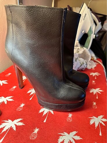 Nine West Nine west