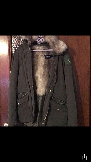 Çok çok az kullanılmış haki yeşili parka