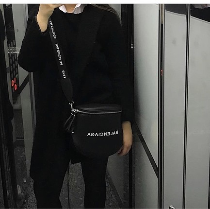 Balenciaga çanta