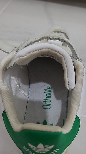 26 Beden Adidas çocuk spor ayakkabı