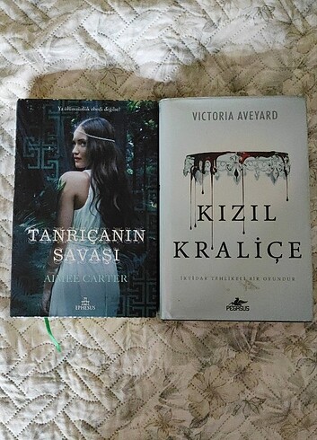 kızıl kraliçe, tanrıçanın savaşı 