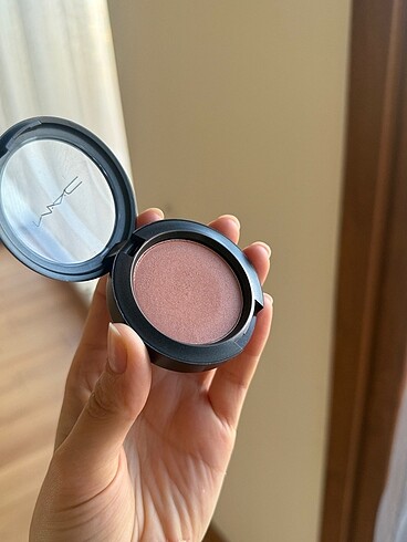 Beden Renk Mac sheertone powder blush sunbasque