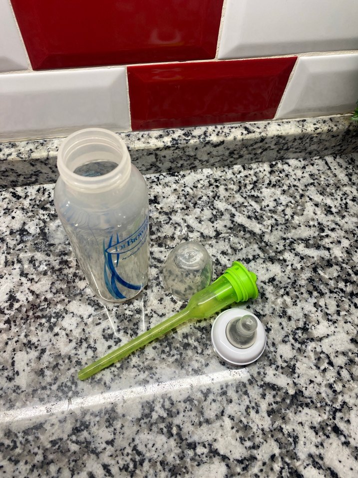 Dr. Brown's Beyaz Bebek Biberonu - Görsel 3