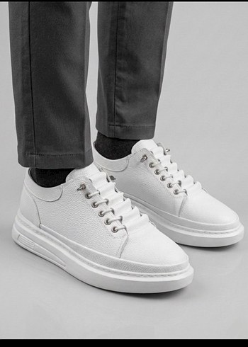 Diğer Minimal Beyaz Deri Sneaker