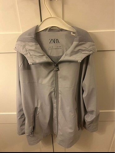 Zara çocuk yağmurluk