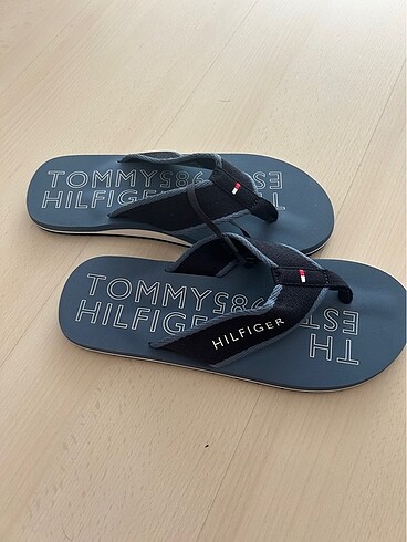 Tommy Hilfiger Tommy hilfiger terlik etiketli