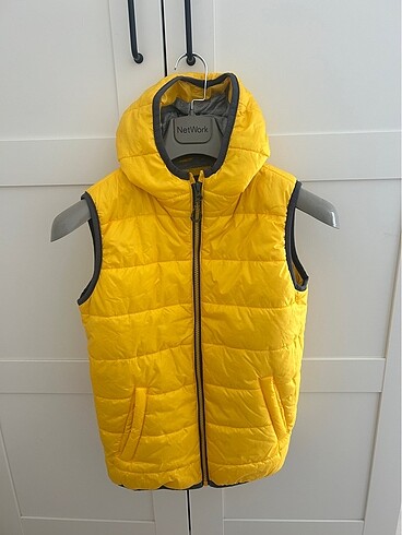11-12 Yaş Beden sarı Renk LC Waikiki çocuk yelek mont