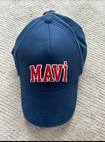 Mavi jeans etiketli çocuk şapka