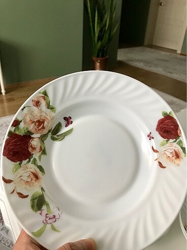 Arcopal çukur yemek tabakları