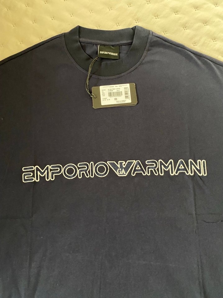 Emporio Armani Lacivert Bisiklet Yaka Tişört — görsel 4/4