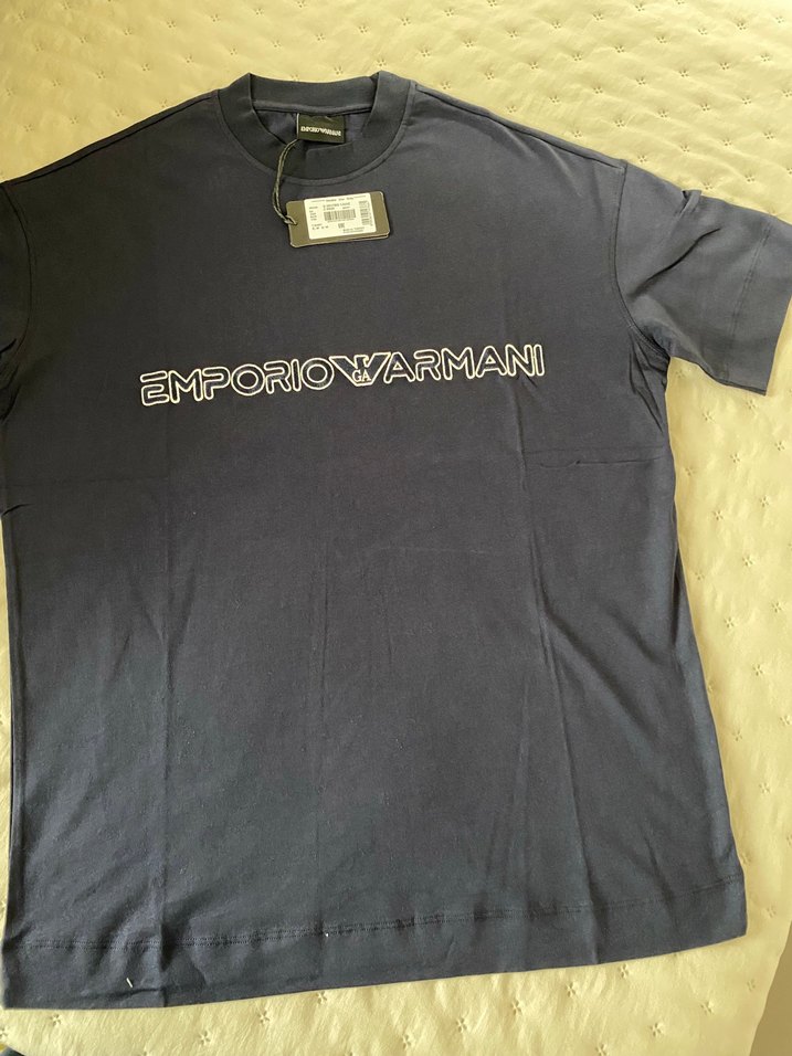 Emporio Armani Lacivert Bisiklet Yaka Tişört — görsel 2/4