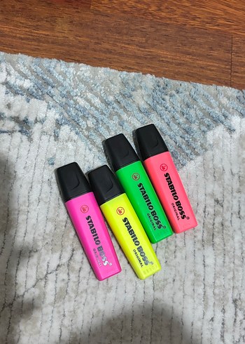 Stabilo Boss Neon Renkli 4 Lu Highlighter Seti