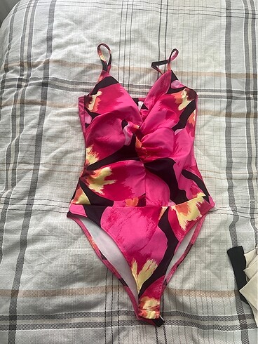 Çıtçıtlı bluz
