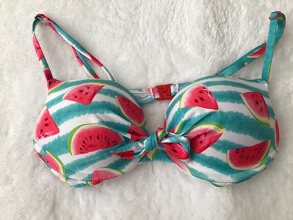 Suwen bikini üstü