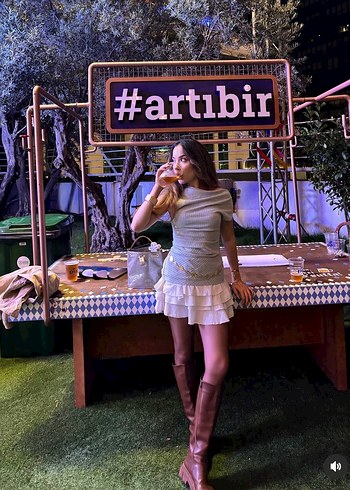 Zara simetrik yaka body - Görsel 3