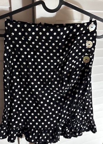 Trendyol milla Düğmeli Siyah Puantiyeli Mini Etek - Görsel 3