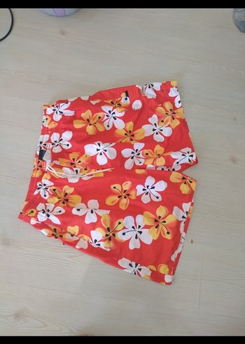 Renkli Çiçek Desenli Erkek Mini Şort - Görsel 7