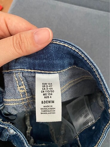 4 Yaş Beden H&M Mini jeans şort 3-4 Yaş