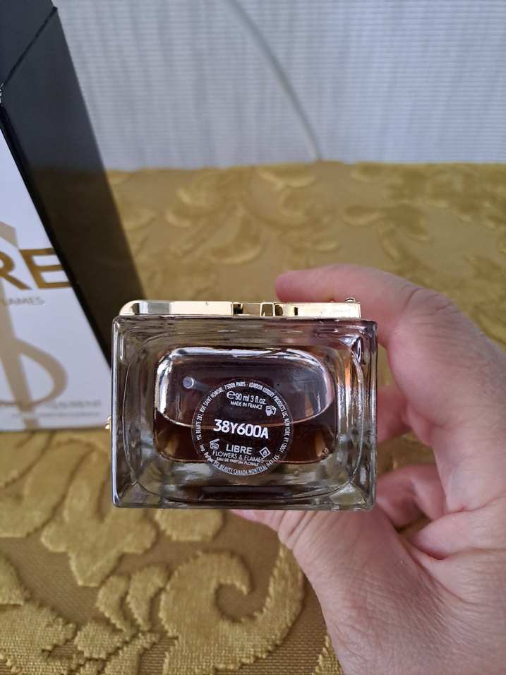 Yves Saint Laurent Libre Kadın Parfümü - Görsel 4