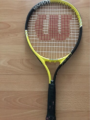 Tenis raketi