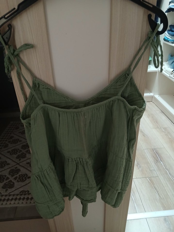 Kadın Yeşil Keten Askılı Mini Bluz - Görsel 3