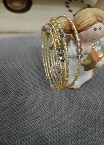 Altın Renkli Boncuklu Kadın Bileklik - Görsel 3