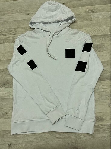 Bershka Kapüşonlu sweatshirt