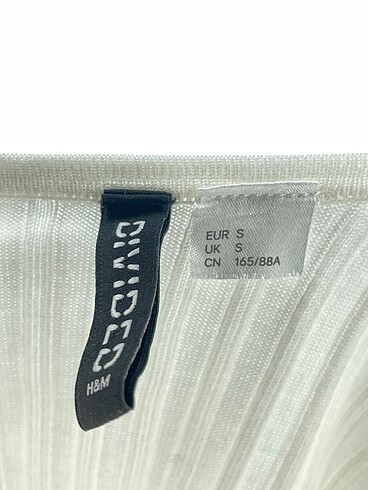 s Beden beyaz Renk H&M Bluz %70 İndirimli.