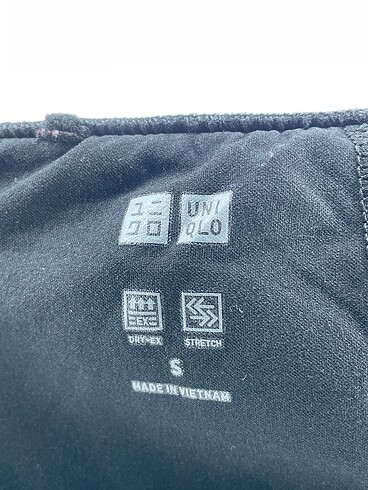 s Beden siyah Renk Uniqlo Eşofman Altı %70 İndirimli.