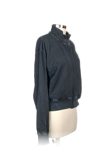 Zara Zara Spor Dış Giyim %70 İndirimli.