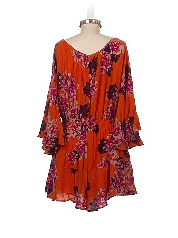 m Beden Vintage Love Kısa Tulum %70 İndirimli.