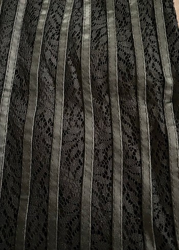Dantel Detaylı Siyah Midi Kalem Etek - Görsel 4