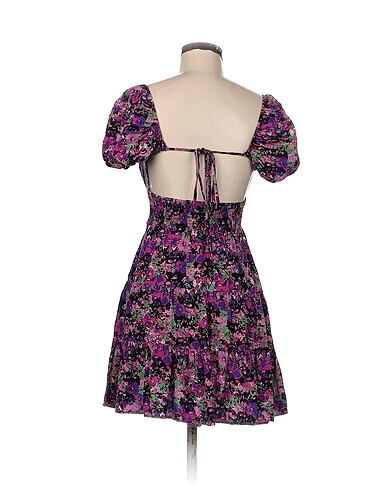 universal Beden Vintage Love Kısa Elbise %70 İndirimli.