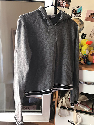 kapşonlu sweat