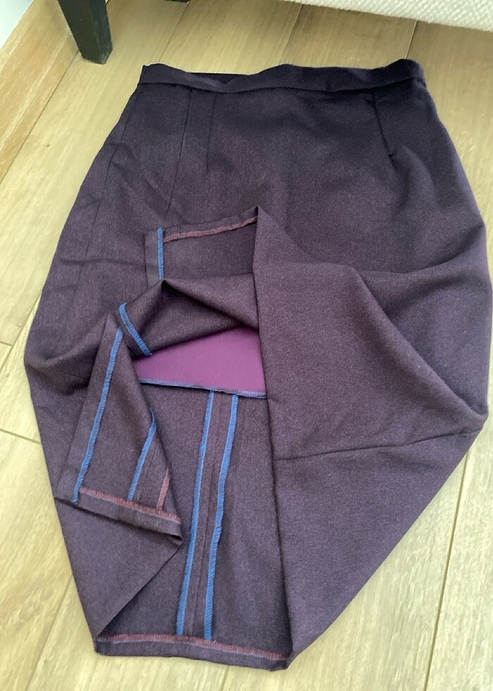 Yırtmaçlı etek - Görsel 2