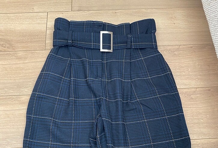 Havuç pantolon tam kalıp - Görsel 3