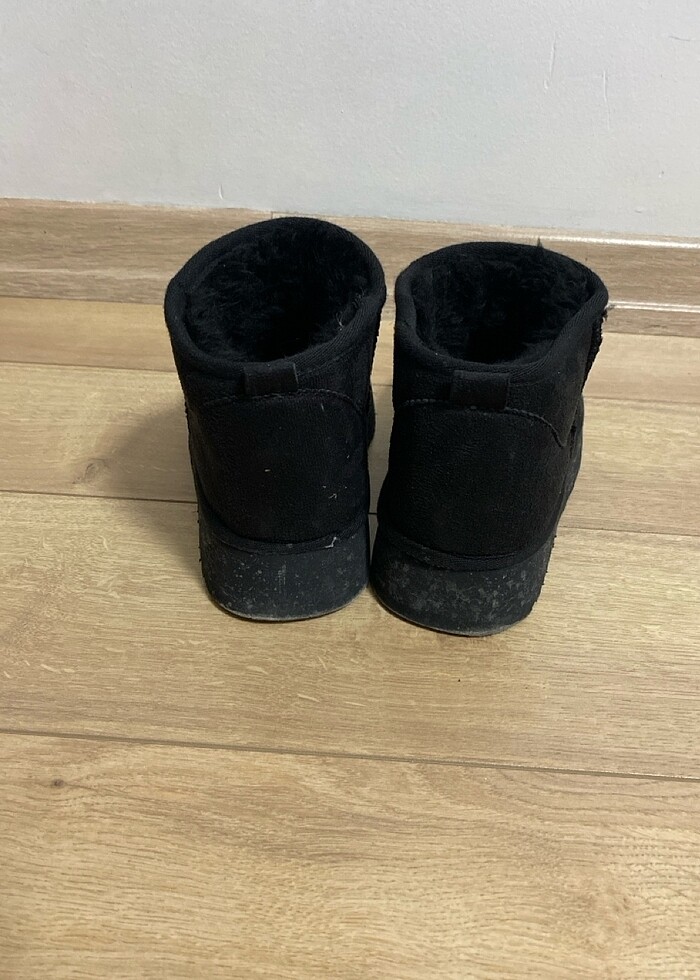 Stradivarius bot - Görsel 5