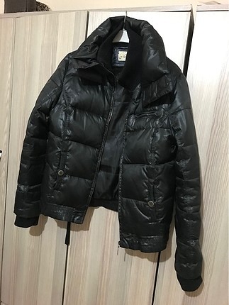 Siyah yarım şişme mont unisex