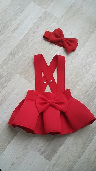 kırmzı askılı solopet elbise & bandana takımı