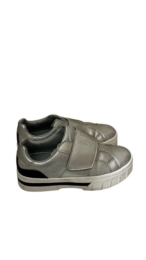 Gri Yılan Desenli Kadın Spor Ayakkabı - Görsel 2