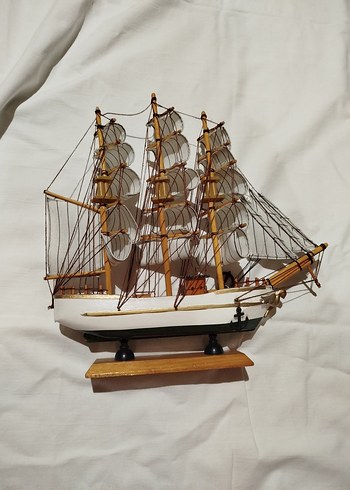 Beyaz Yelkenli Gemi - Görsel 6