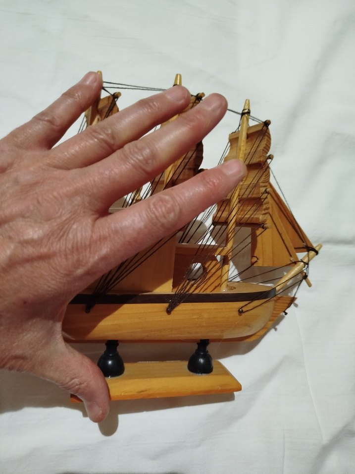 Bej Ahşap Yelkenli Gemisi Figürin - Görsel 4