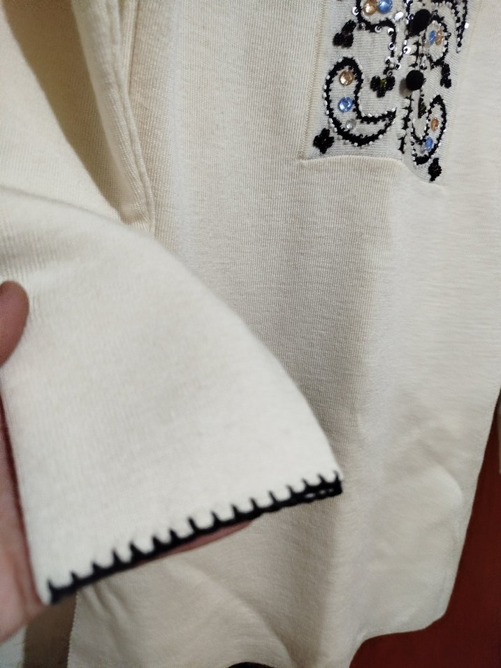 Nakışlı V Yaka Bohem  Triko Tunik - Görsel 3