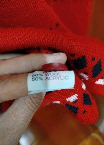 Kırmızı V Yakalı Örgü Kadın Hırka - Görsel 3