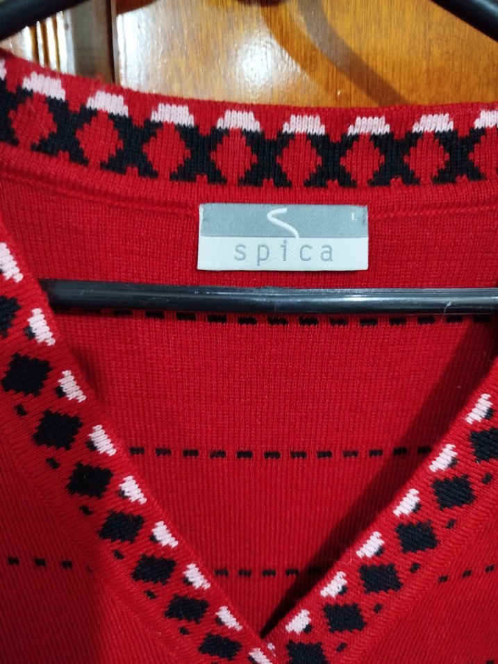 Kırmızı V Yakalı Örgü Kadın Hırka - Görsel 2