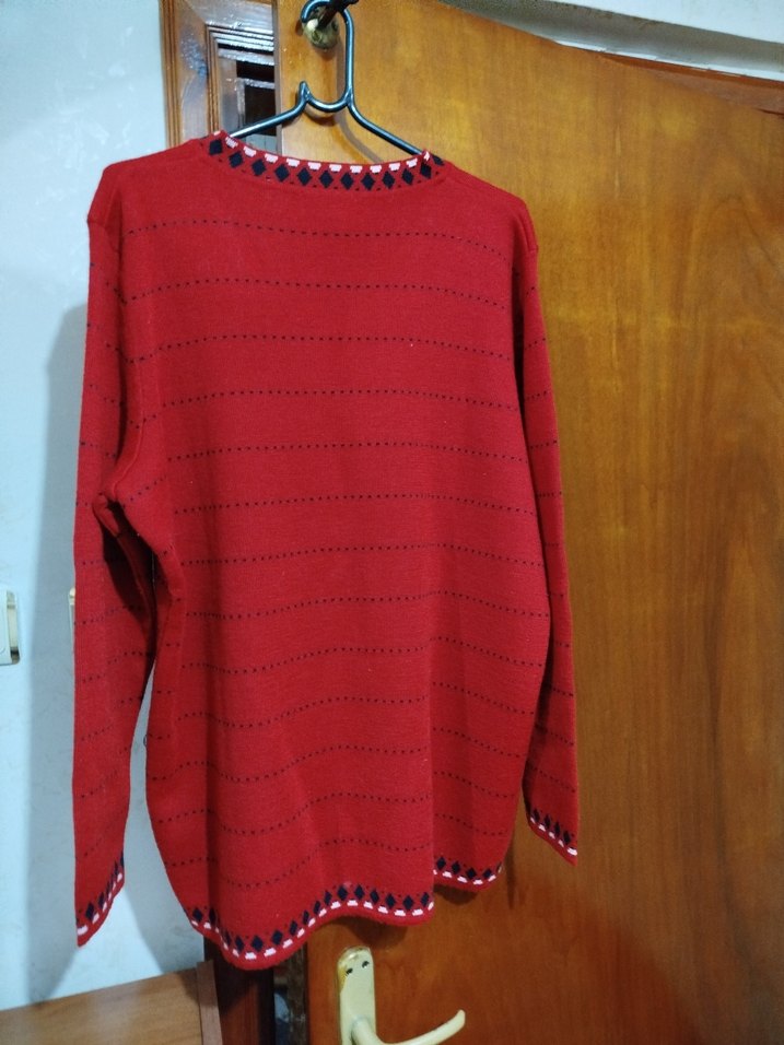 Kırmızı V Yakalı Örgü Kadın Hırka - Görsel 5