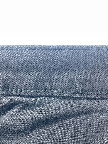 30 Beden siyah Renk Asos Jean / Kot %70 İndirimli.