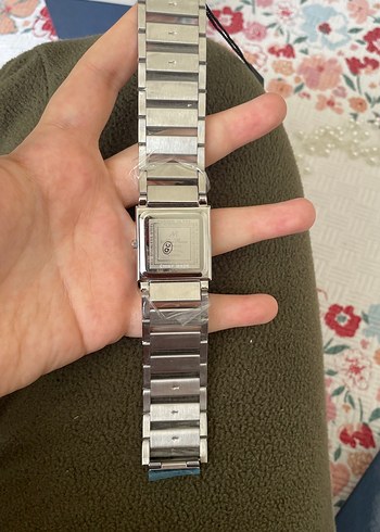 Beden Kadın Gümüş Metal Kordonlu Kare Kadranlı Saat